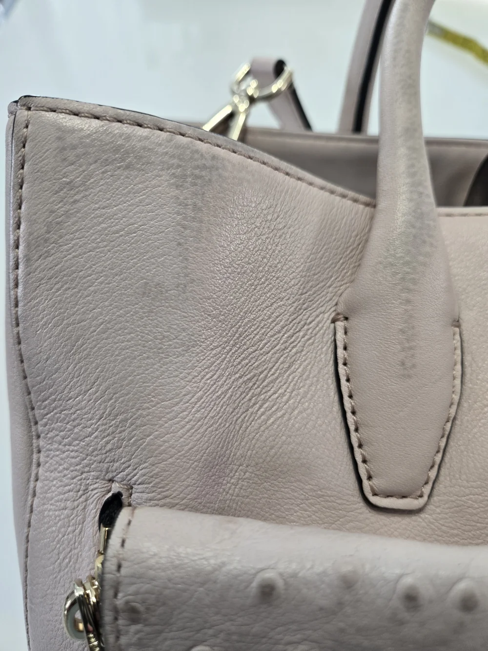DIANE VON FURSTENBERG Secret Agent Structured Pale Pink Leather Bag